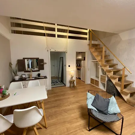 Andinas - Seeblick Und Terrasse Lägenhet